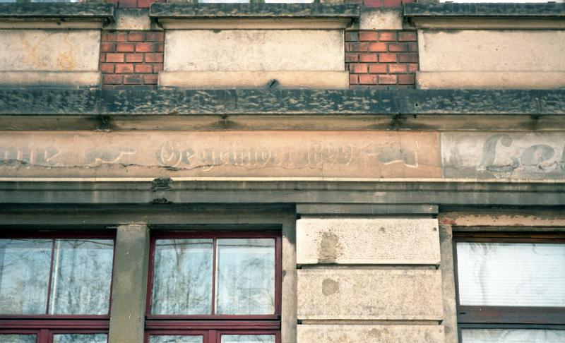 Dresden-Äußere Neustadt, Rudolf-Leonhard-Str. 50, 22.3.1995 (2).JPG - Gegründet 1899